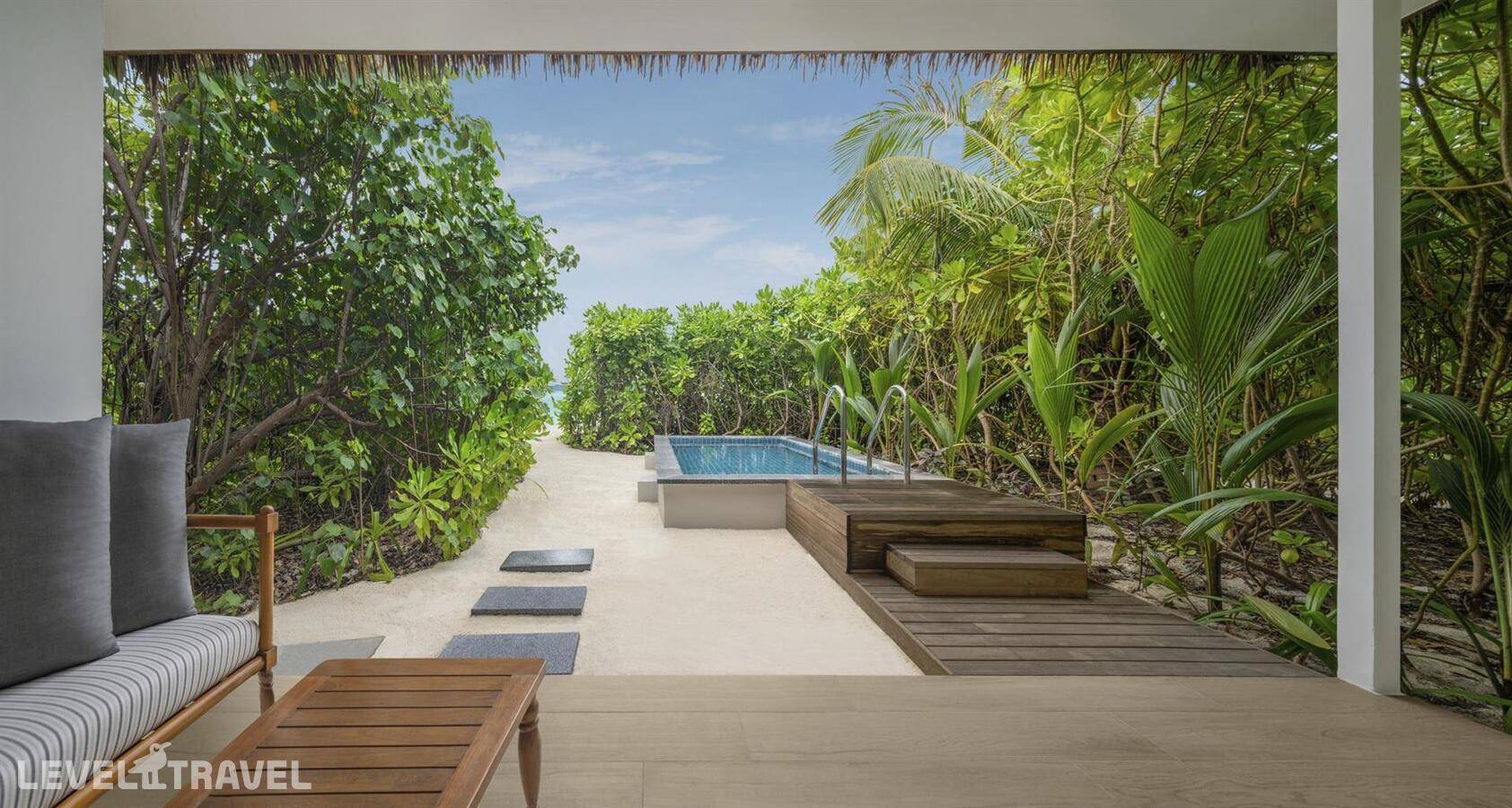 фотографии отеля Le Meridien Maldives Resort & Spa в Мальдивы(Лавиани Атолл) - фото №29