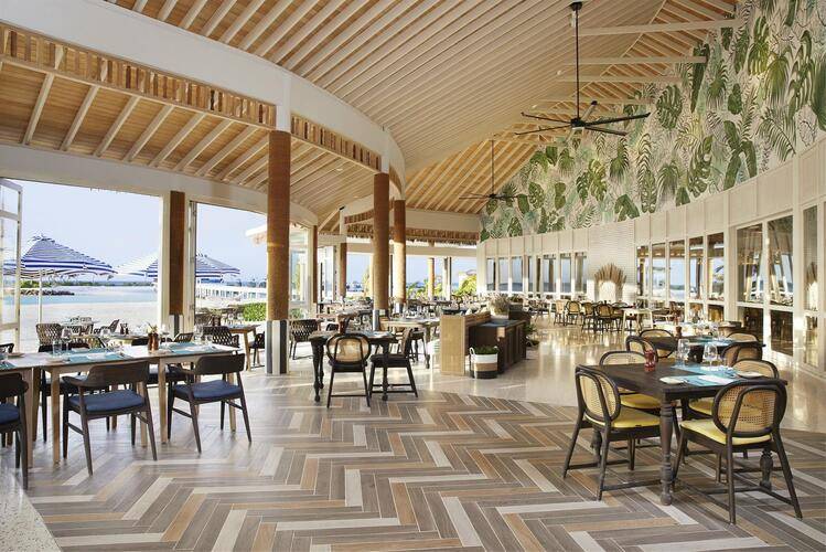 Le Meridien Maldives Resort & Spa
