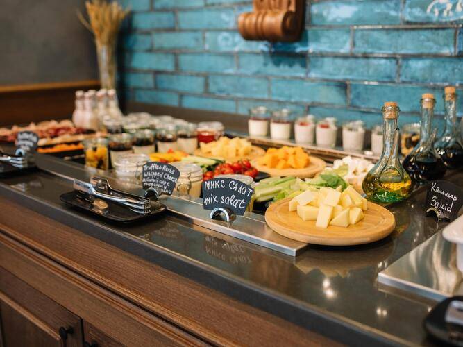 Kravt Nevsky Hotel and Spa