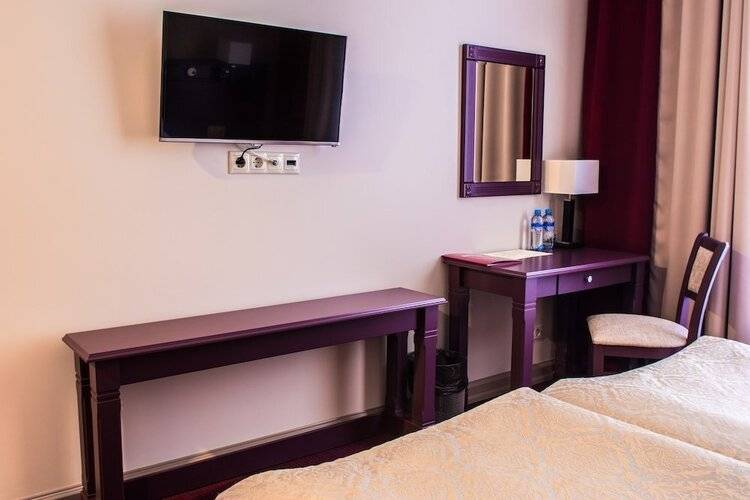 Отель Бридж (The Bridge Hotel)