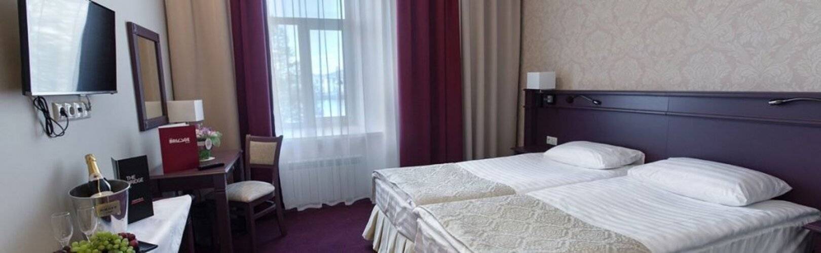 Отель Бридж (The Bridge Hotel)