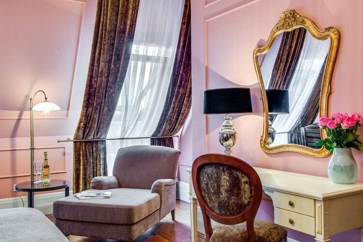 DOM Boutique Hotel