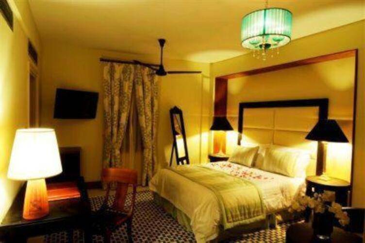 Library Hotel Wellness Retreat