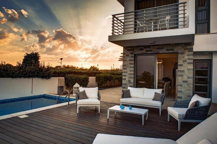 Atlantis Gardens Apartments & Villas