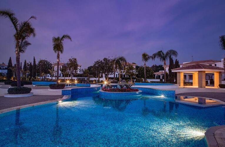 Atlantis Gardens Apartments & Villas