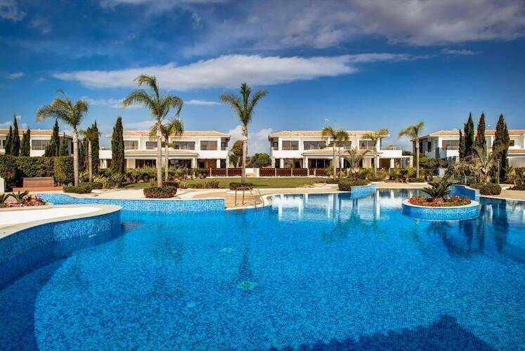 Atlantis Gardens Apartments & Villas