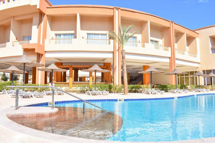 Parrotel Lagoon Waterpark Resort