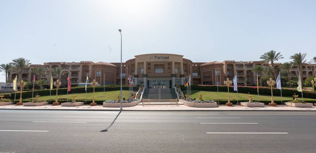 Parrotel Lagoon Waterpark Resort