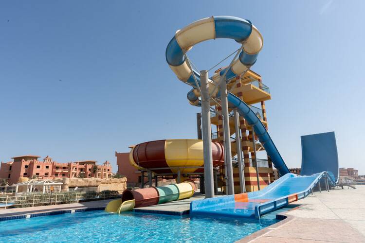 Parrotel Lagoon Waterpark Resort