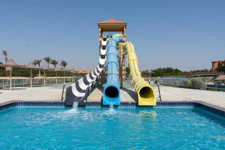 Parrotel Lagoon Waterpark Resort