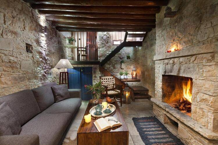 Oinoessa Traditional Boutique Houses