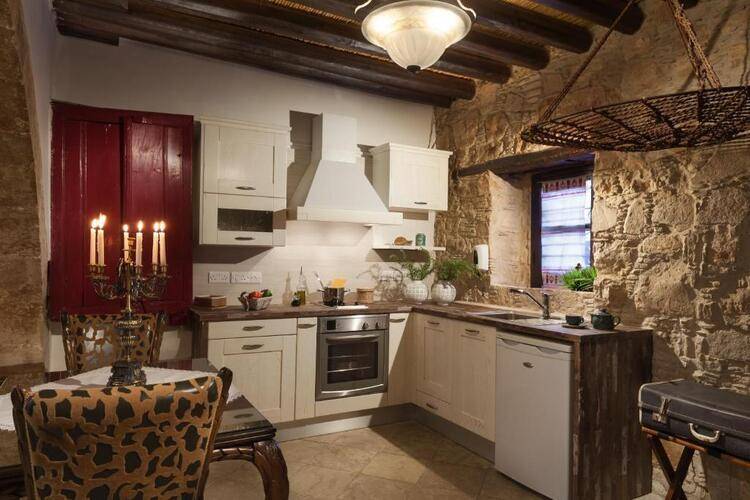 Oinoessa Traditional Boutique Houses