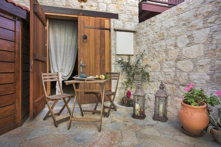 Oinoessa Traditional Boutique Houses