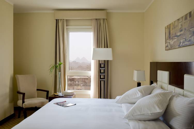 Barcelo Cairo Pyramids Hotel