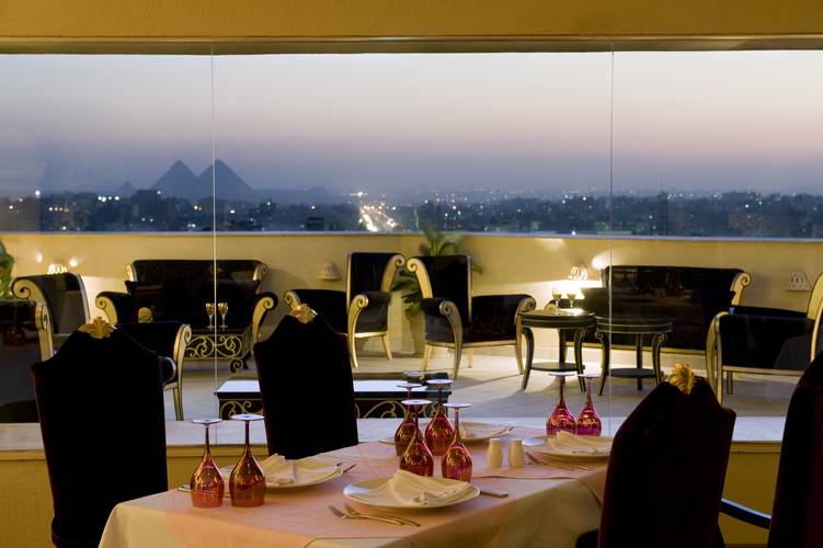 Barcelo Cairo Pyramids Hotel