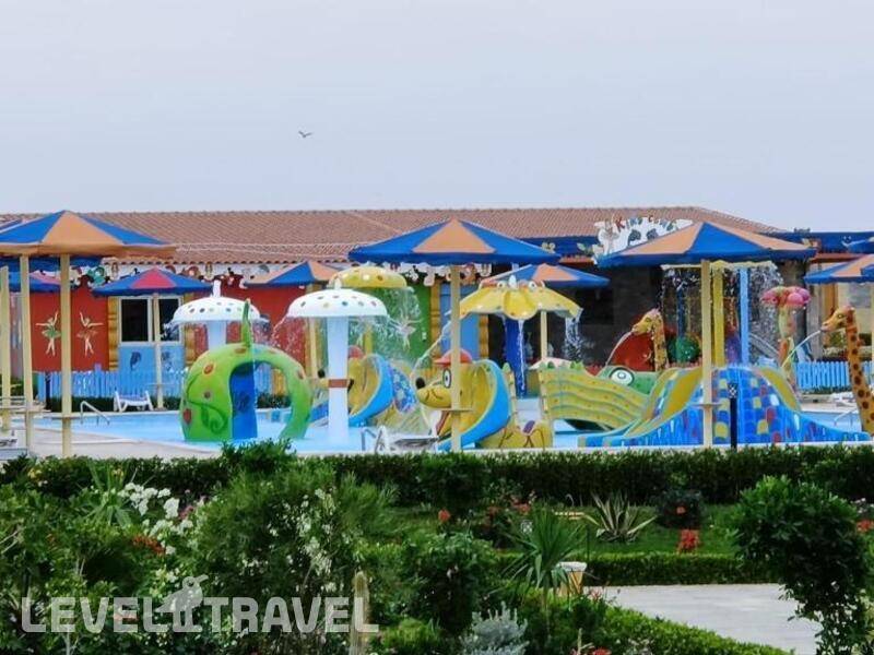 Фотография Hawaii Paradise Aqua Park Resort