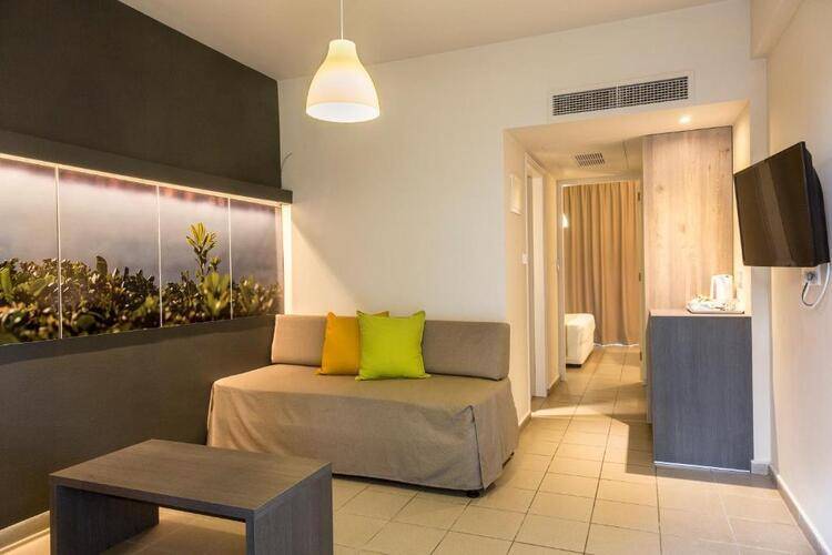 Mayfair Gardens