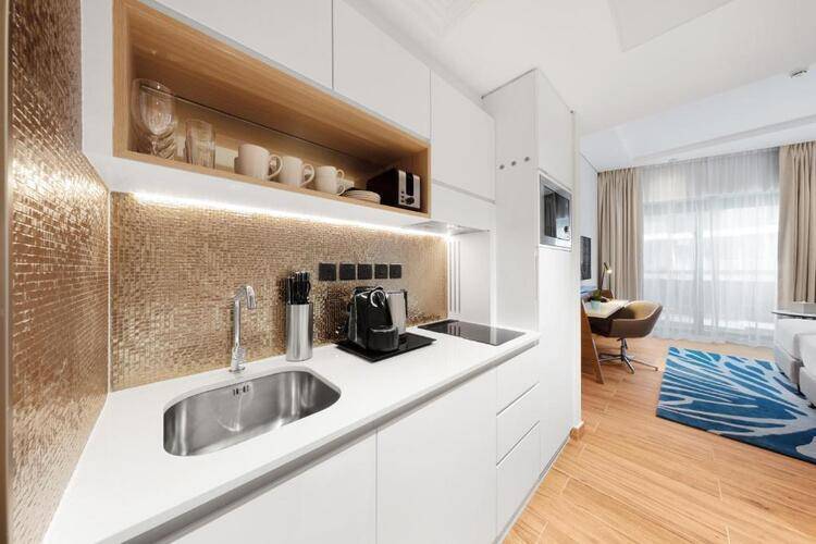 Adagio Premium The Palm