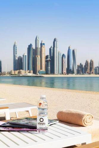 Adagio Premium The Palm