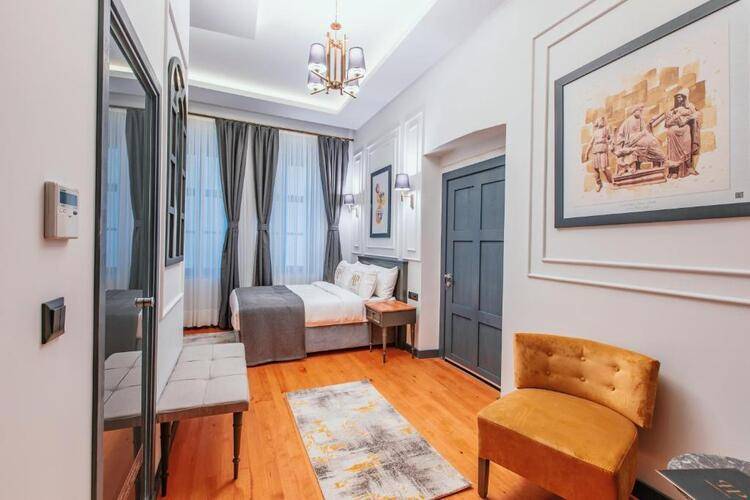 Ferman Port Hotel