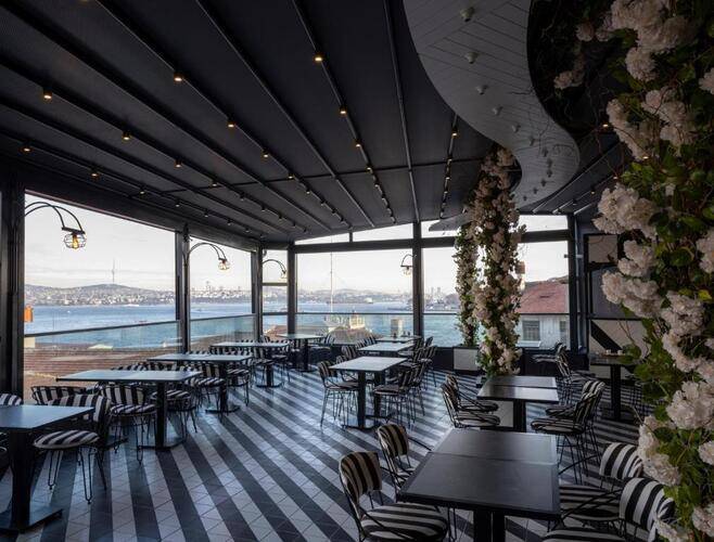 Ferman Port Hotel