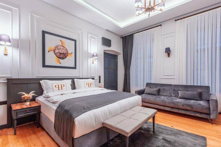 Ferman Port Hotel
