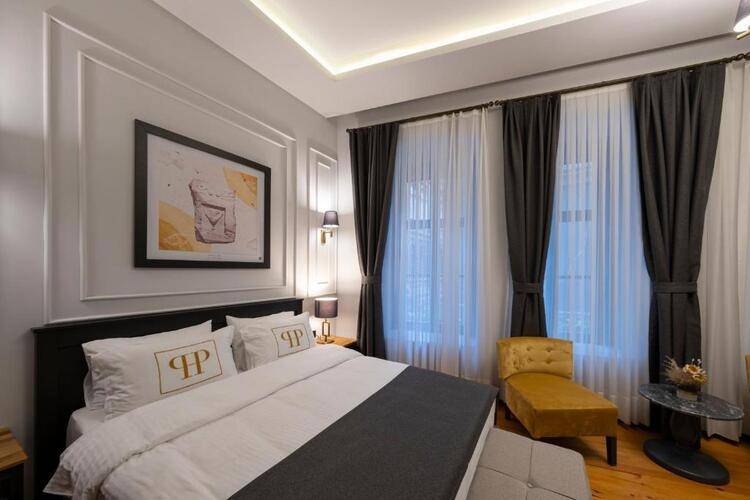 Ferman Port Hotel