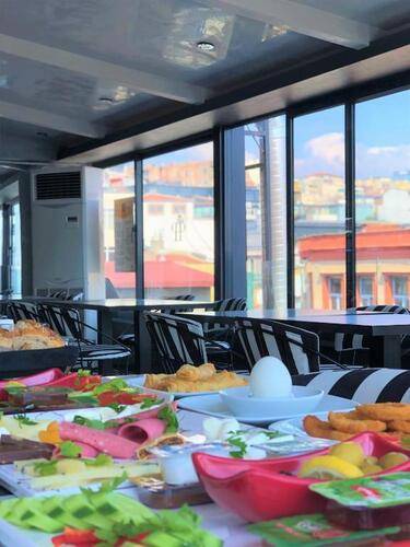 Ferman Port Hotel