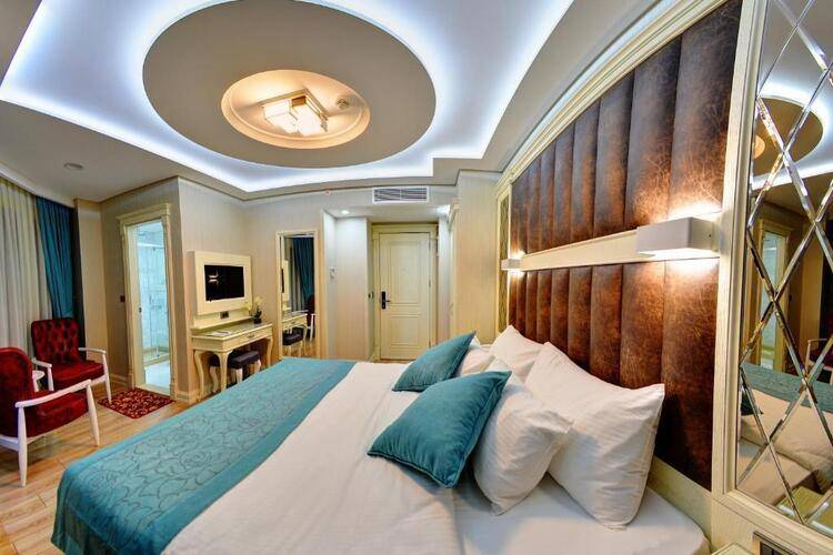 Novel Hotel