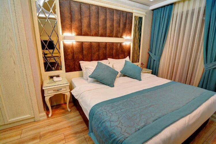 Novel Hotel