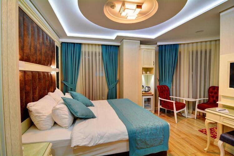 Novel Hotel