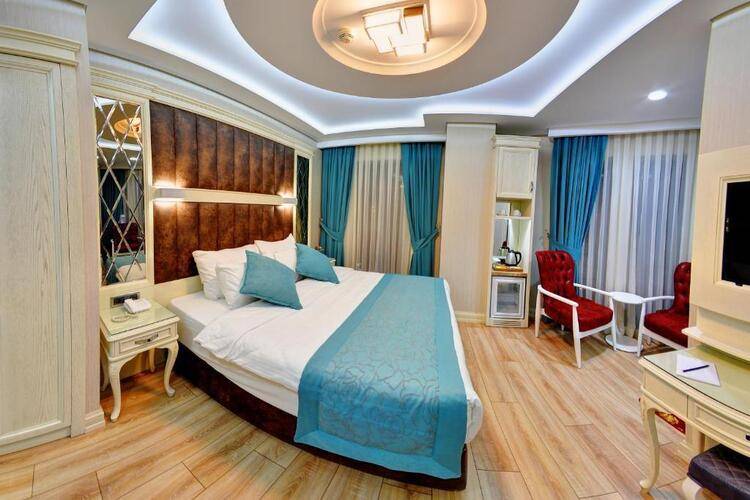 Novel Hotel