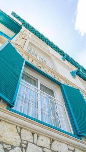 Dam Hotel Lara