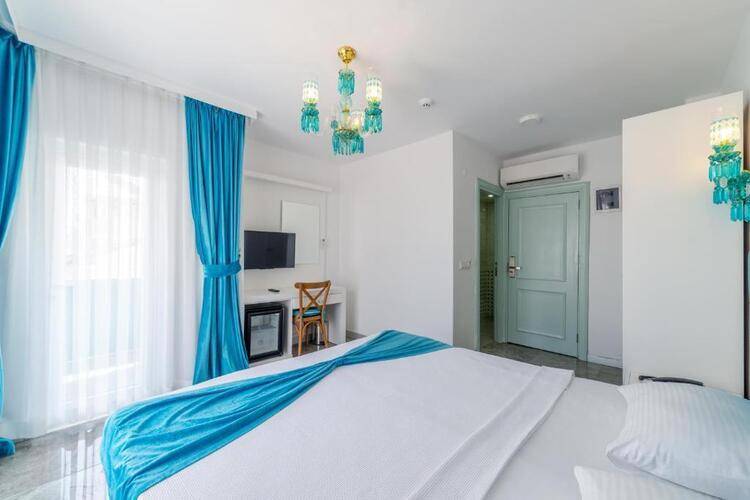 Dam Hotel Lara