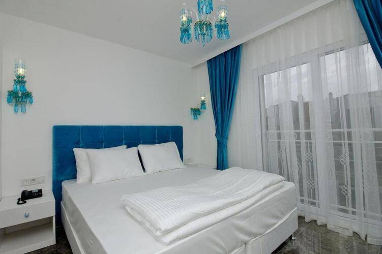 Dam Hotel Lara