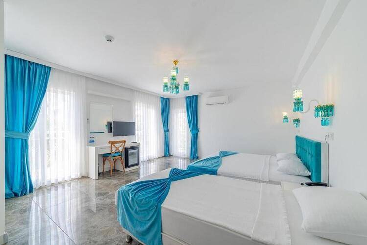 Dam Hotel Lara