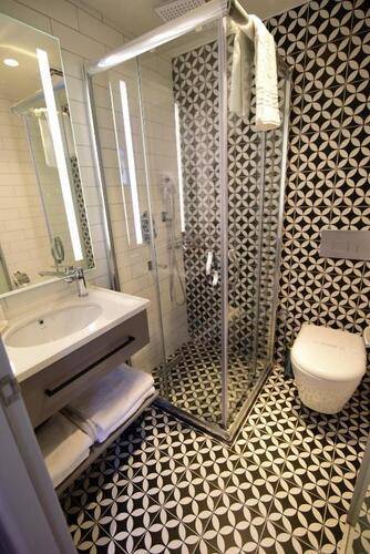 The Row Taksim Hotel