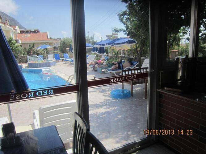 Red Rose Hotel