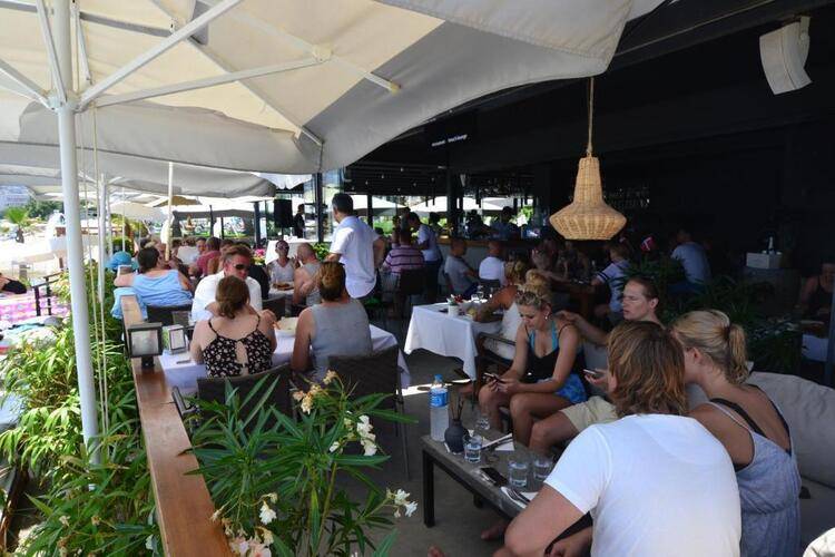 Sun Hotel By En Vie Beach (Adults Only 16+)