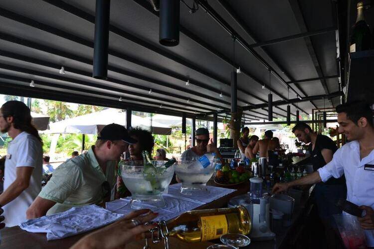 Sun Hotel By En Vie Beach (Adults Only 16+)