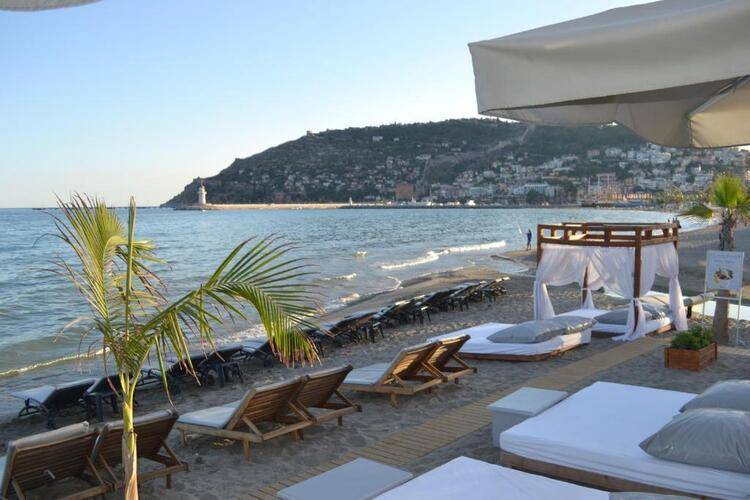 Sun Hotel By En Vie Beach (Adults Only 16+)