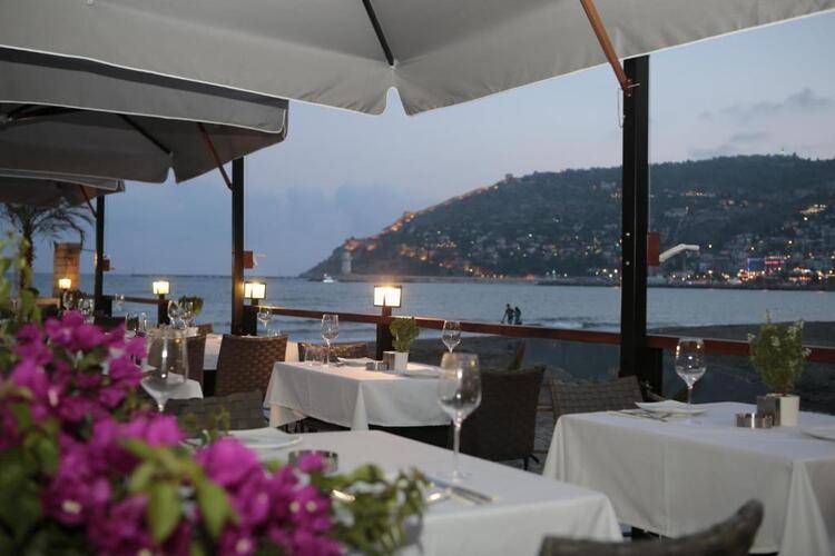 Sun Hotel By En Vie Beach (Adults Only 16+)