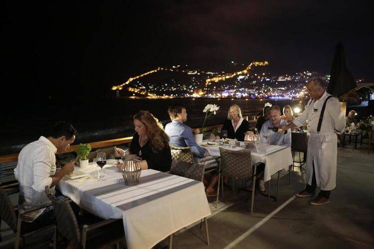Sun Hotel By En Vie Beach (Adults Only 16+)