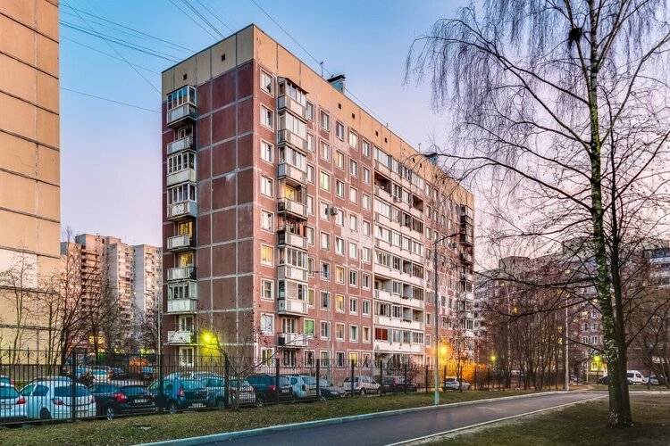 Апартаменты На Комендантском 28
