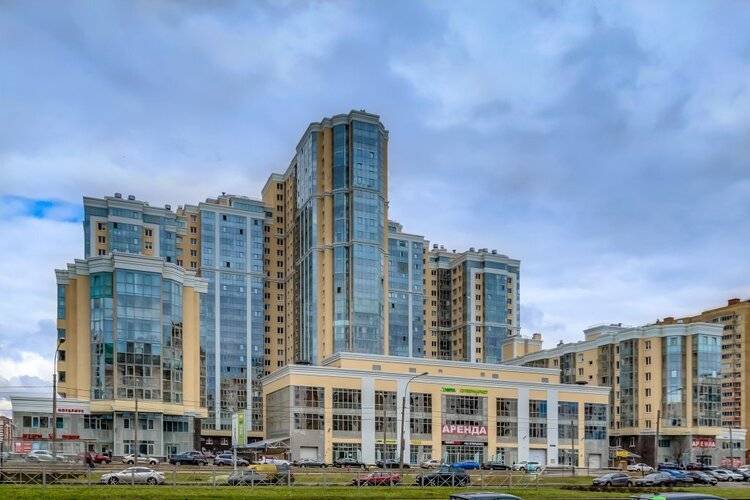 Апартаменты на Оптиков 37