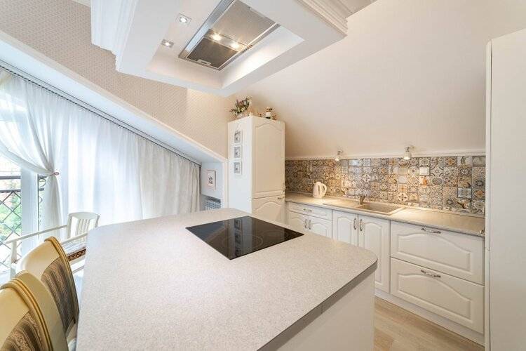 Апартаменты Deluxe Интернациональная 13