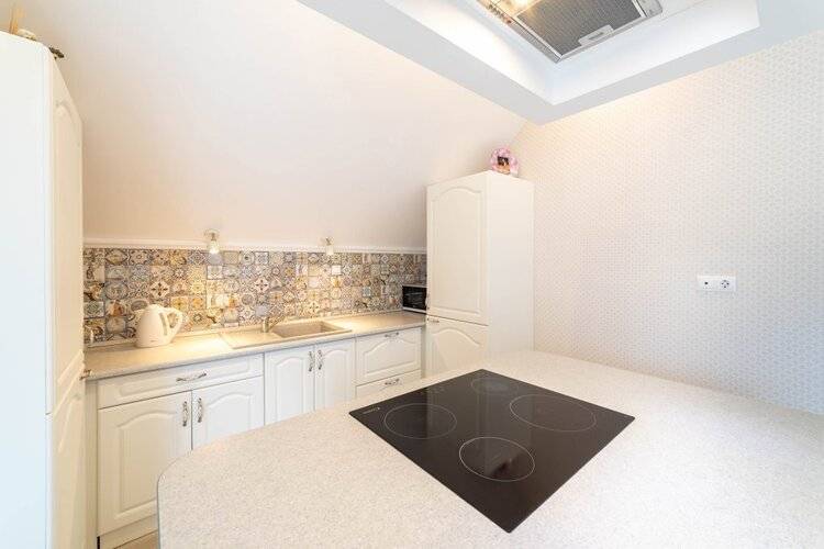 Апартаменты Deluxe Интернациональная 13