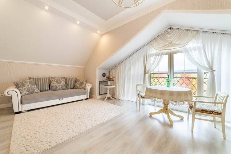 Апартаменты Deluxe Интернациональная 13