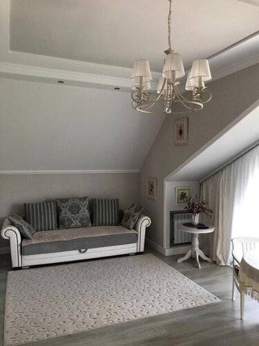 Апартаменты Deluxe Интернациональная 13