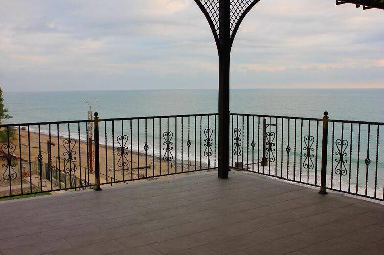 Отель Black Sea